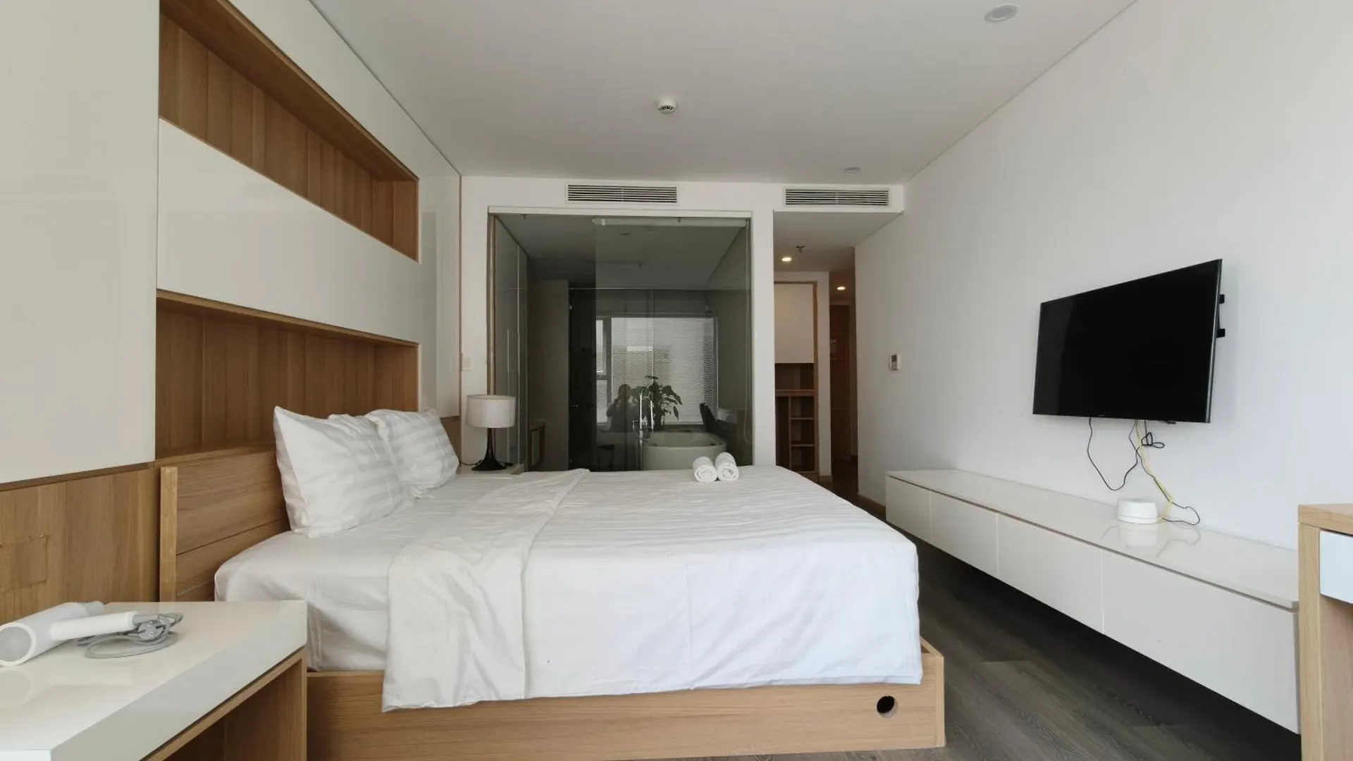 May Holiday 3Brs City Center Da Nang 0*,  Vietnam